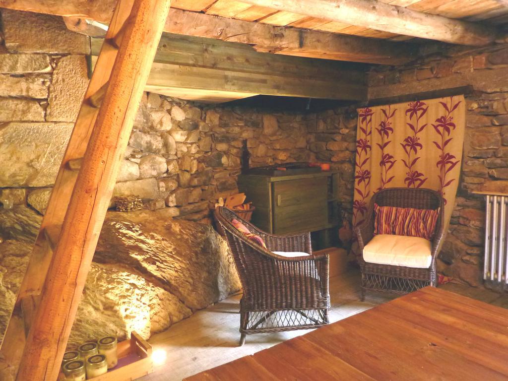 La Borda Del Zarrastiecho Villa Sallent de Gállego Rom bilde